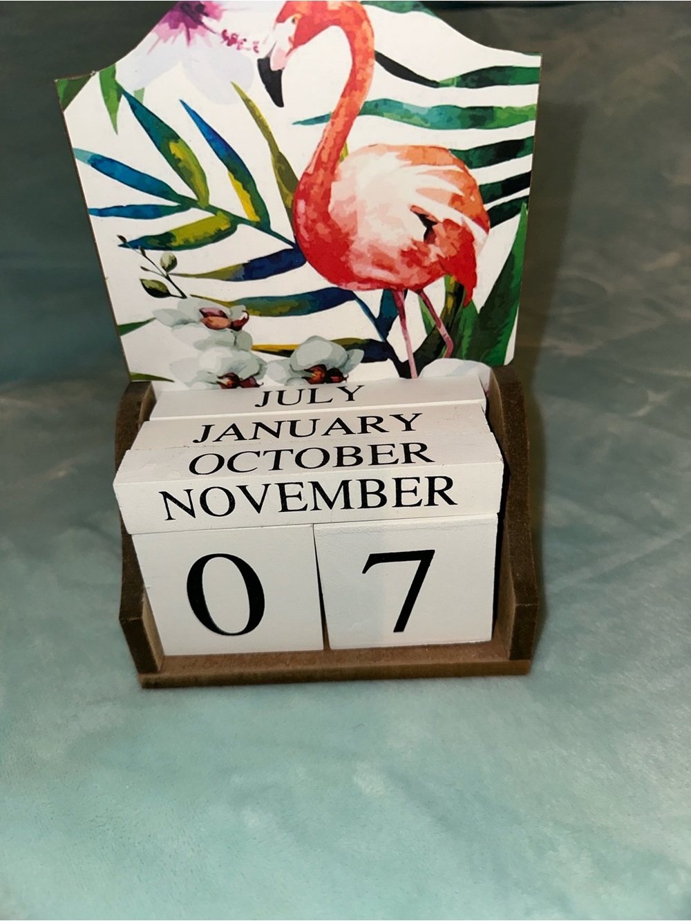 Flamingo Desk Perpetual Calendar - Pink & White
